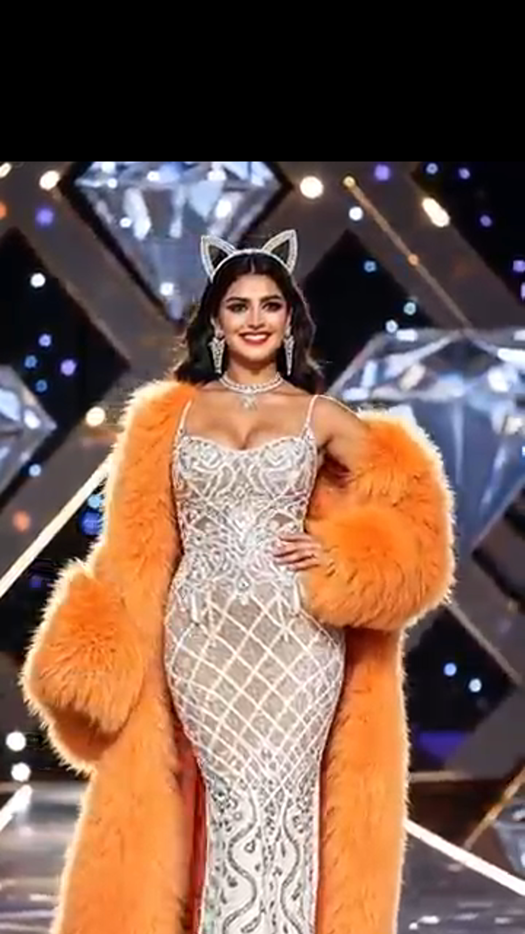 From Struggles to Stardom: Two Women’s Stunning AGT Transformation! 🌟