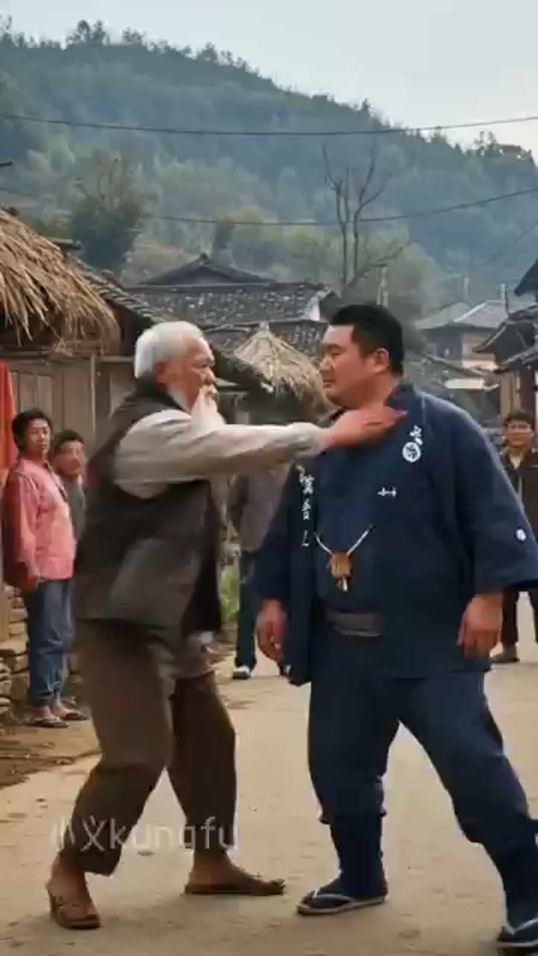 70-Year-Old Kung Fu Grandpa Shows He’s Not to Be Messed With!