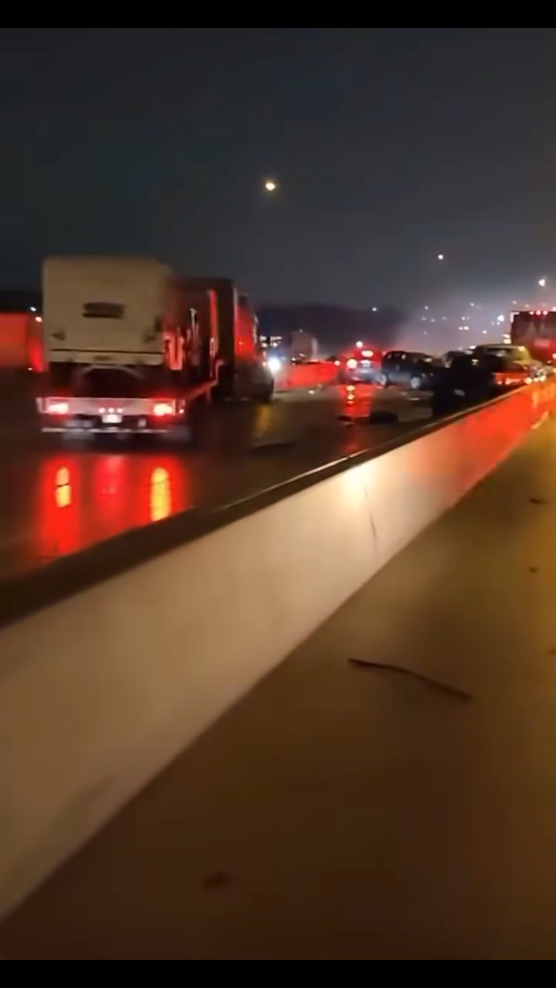 130-Vehicle Pileup in Heavy Rain — Drivers or Road to Blame?