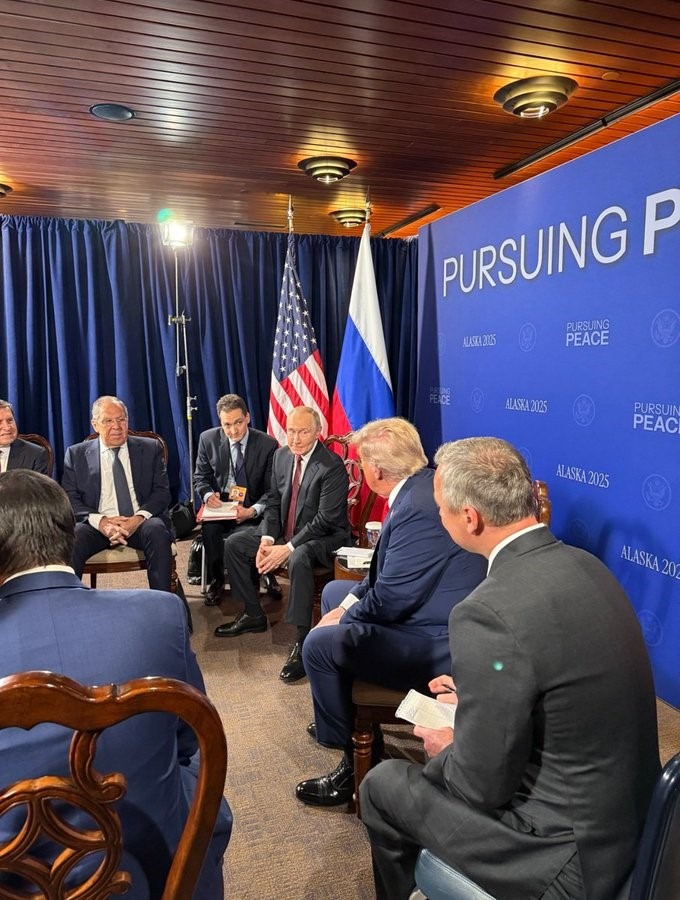 New Trump–Putin Meeting Raises Eyebrows — What Happened After This Photo Was Taken?