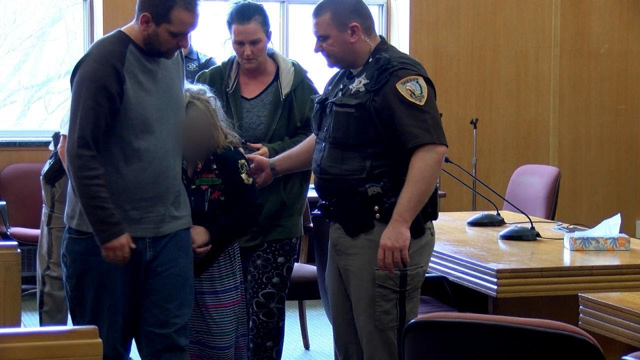 10-Year-Old Wisconsin Girl Sentenced for MU3D3R after she ki…see more